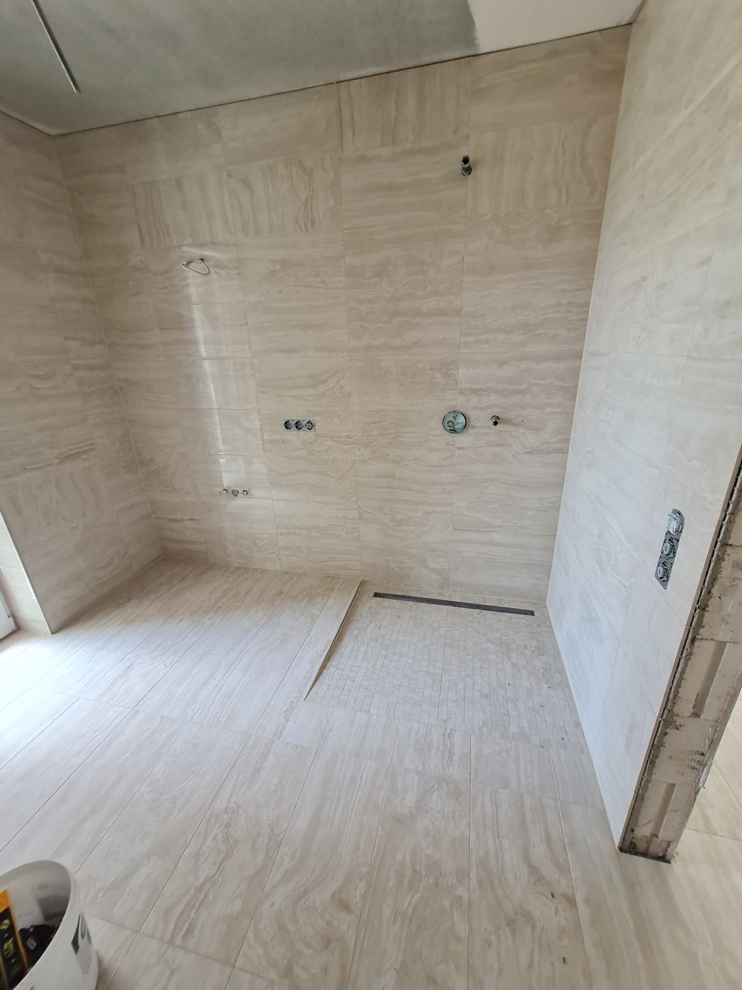 Pool Fliesenprojekt Detail 2